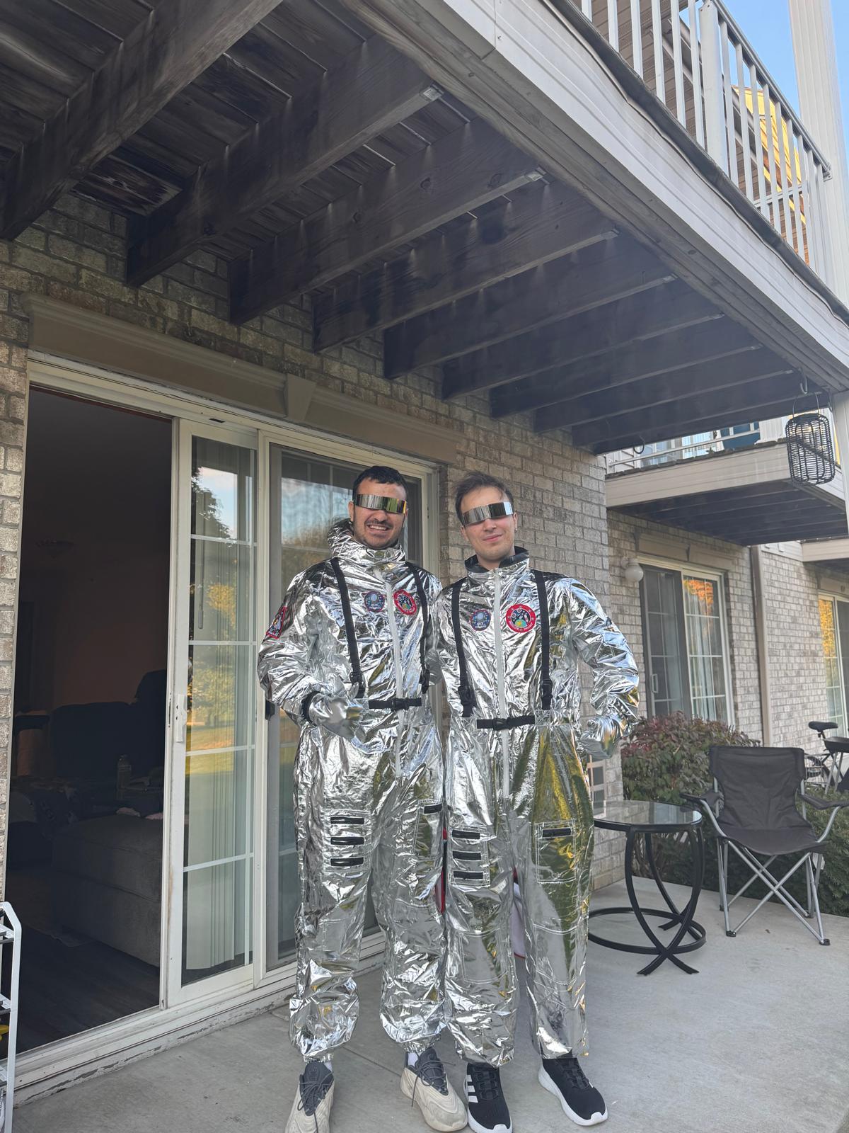 Halloween astronaut costumes with friends
